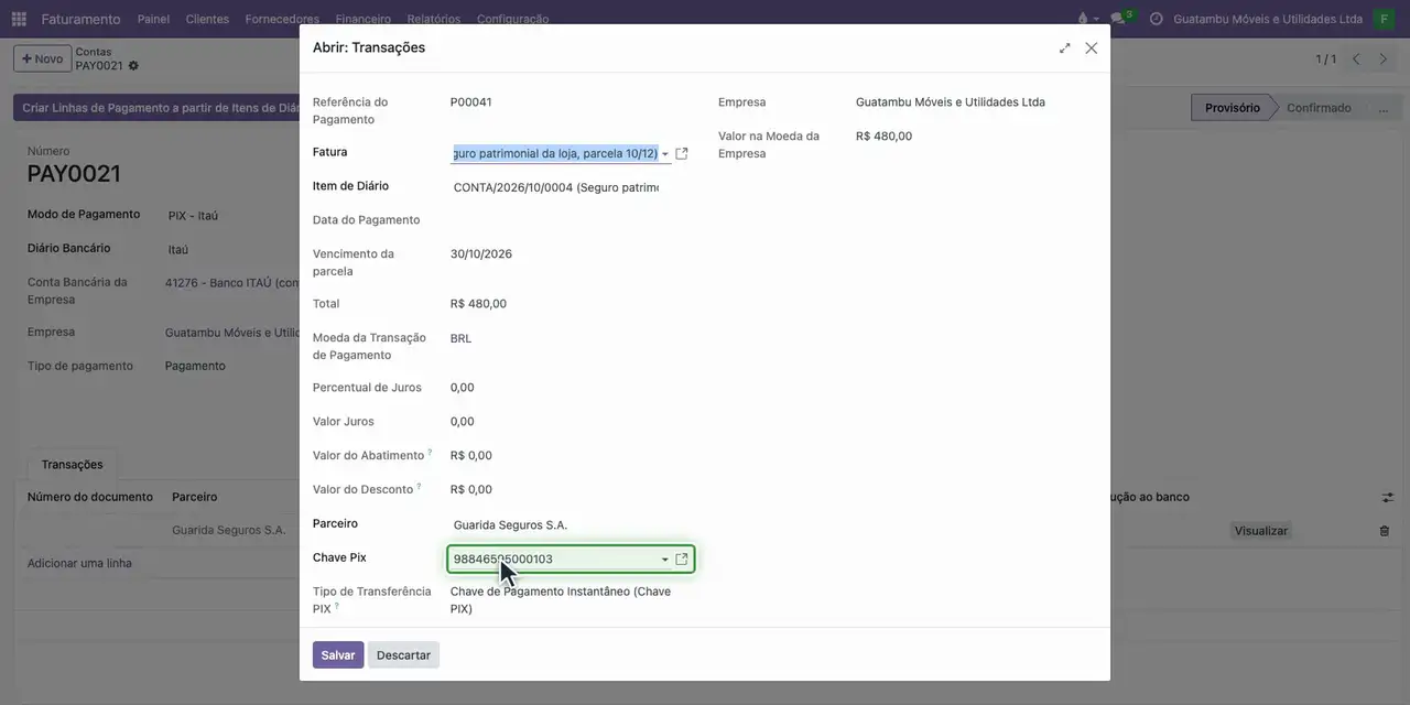 Abra o pagamento: a chave PIX da Guarida e o tipo de transferência por chave vêm do cadastro.