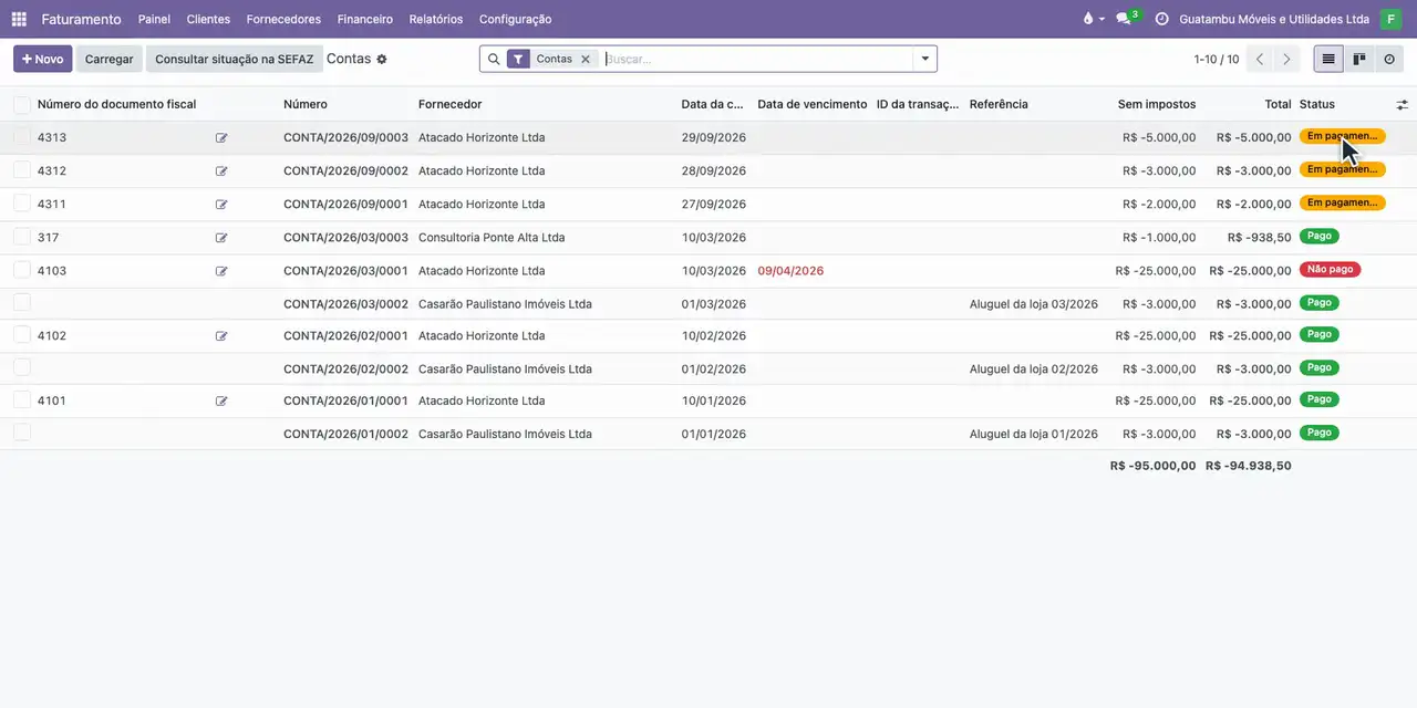 Abra o menu Fornecedores e escolha Contas: as três estão Em Pagamento até o extrato confirmar a saída.